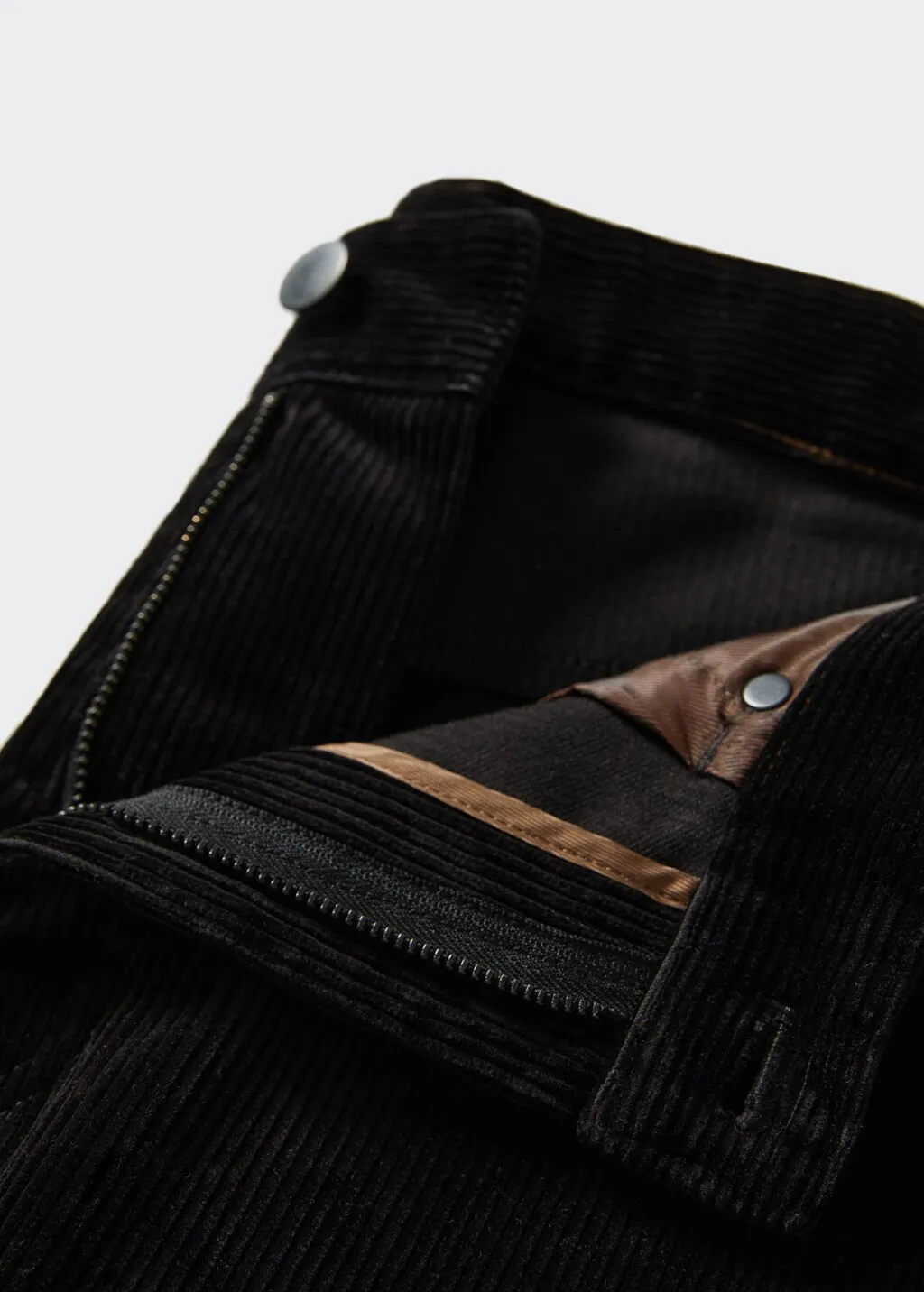 Pantaloni slim fit velluto a coste